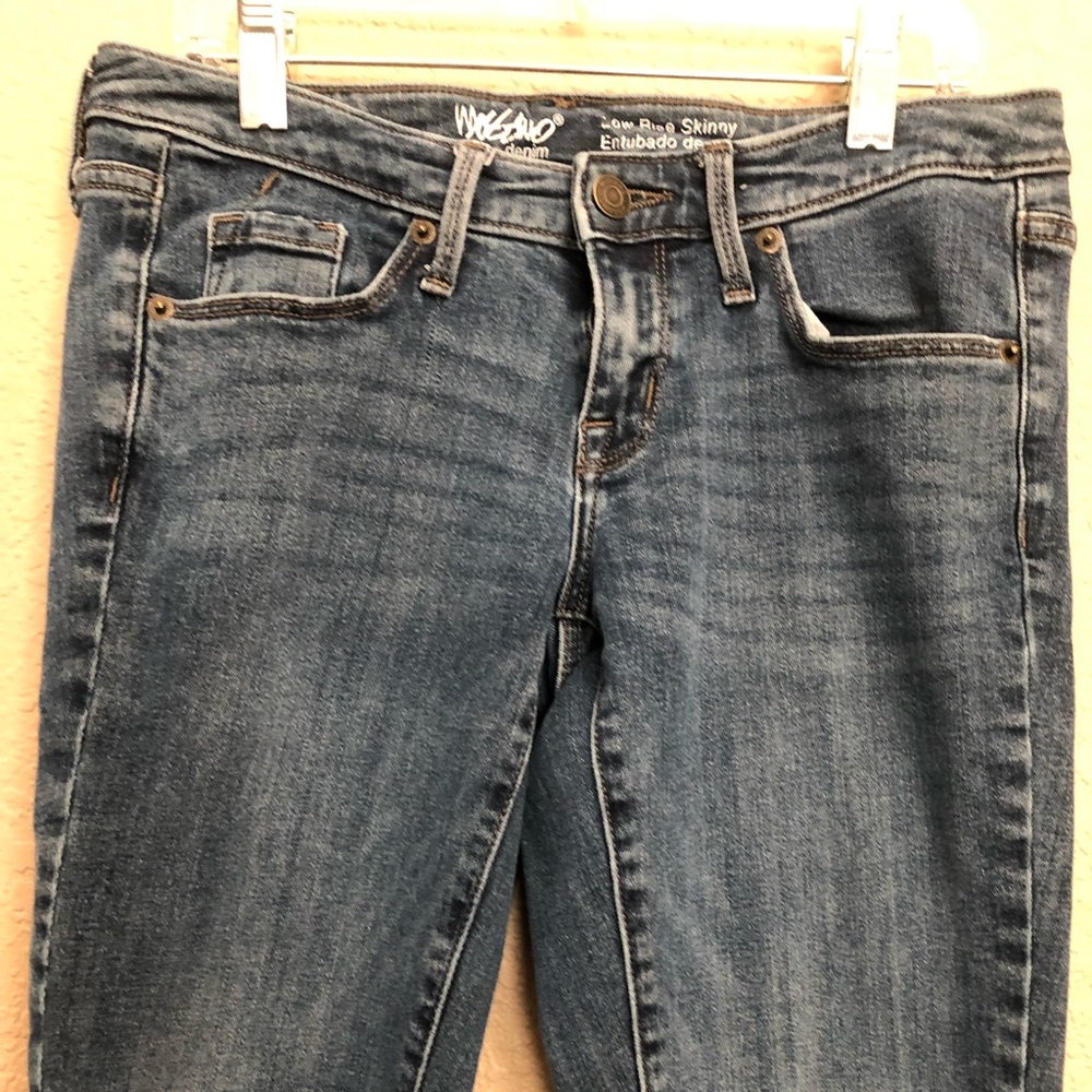 Mossimo size 4 skinny jeans